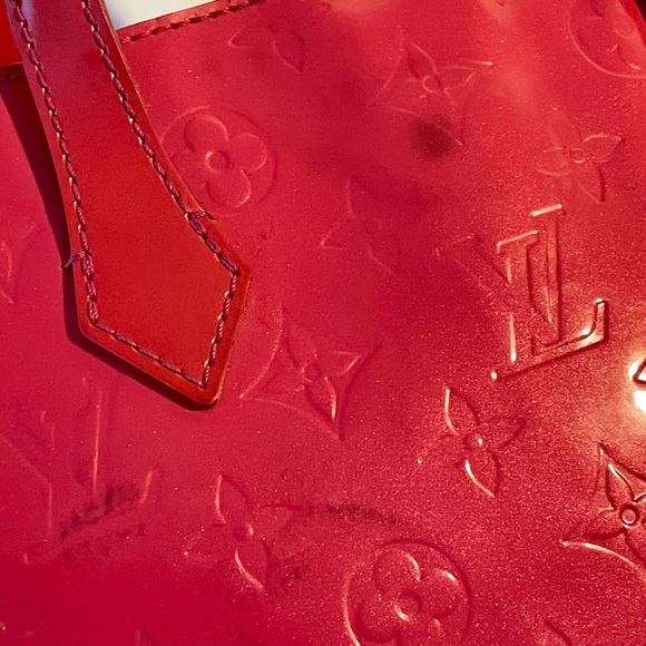 Louis Vuitton Hot Pink Vernis Wilshire PM Bag with authentic LV dust-bag - Picture 5 of 16
